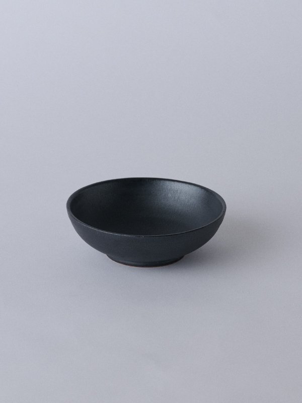 中鉢/ Black